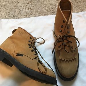 Ariat lace up boots